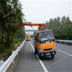 襄樊公路中分带绿篱机微型绿篱修剪车厂家-