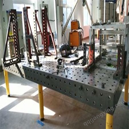 500-8000mm多功能铸铁三维焊接平台 多孔工装夹具 柔性焊接平板规格可定制