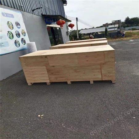 深圳蝴蝶扣木箱 重型设备木箱  钢扣木箱定制   铂纳包装
