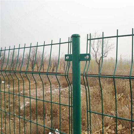 济南青岛德州 公路护栏网 工地围网 生产厂家定做 双边丝护栏网 世腾