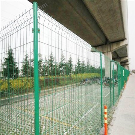 济南青岛德州 公路护栏网 工地围网 生产厂家定做 双边丝护栏网 世腾