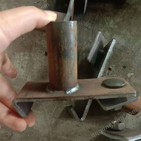 工字钢滑套 工字钢活动定位桩 工字钢悬挑梁滑套 智富供应