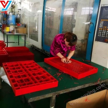 上海一东注塑塑料餐盘模具开发饮料托盘周转箱注塑生产加工